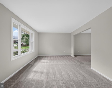 4898 Wheatstone Drive - Photo Thumbnail 3