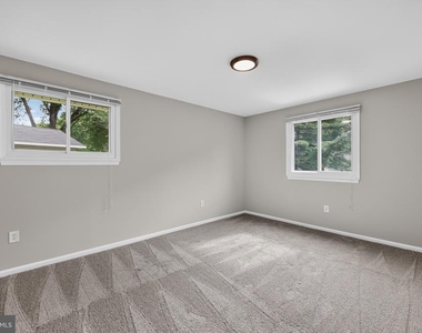 4898 Wheatstone Drive - Photo Thumbnail 15