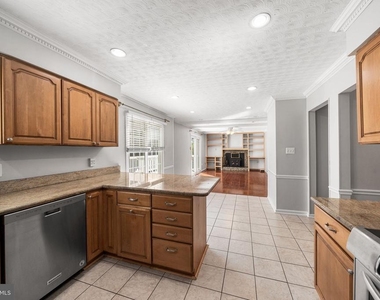 222 Apple Blossom Court - Photo Thumbnail 8