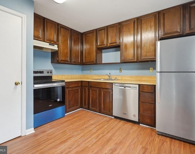 10258 Quiet Pond Terrace - Photo Thumbnail 2