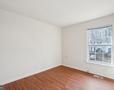 10258 Quiet Pond Terrace - Photo Thumbnail 16
