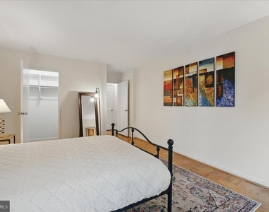 4501 Arlington Boulevard - Photo Thumbnail 11