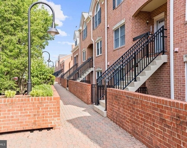 6908 Fairfax Drive - Photo Thumbnail 1