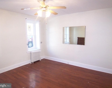 133 Jamestown Street - Photo Thumbnail 2