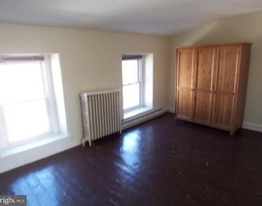 133 Jamestown Street - Photo Thumbnail 16