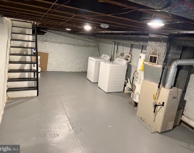 2048 N Darien Street - Photo Thumbnail 22