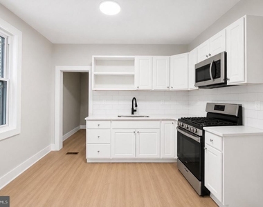 231 E Phil Ellena Street - Photo Thumbnail 4