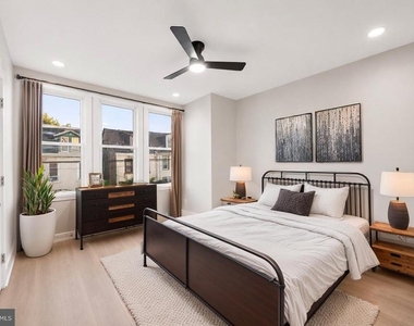 231 E Phil Ellena Street - Photo Thumbnail 6