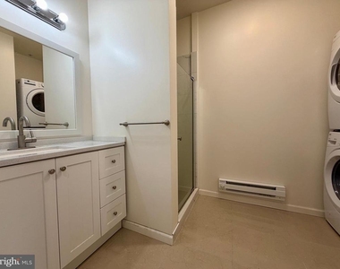 2158 N Broad Street - Photo Thumbnail 3