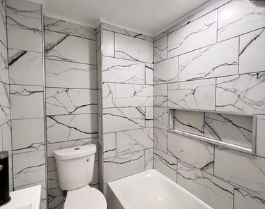 3217 Almond Street - Photo Thumbnail 10