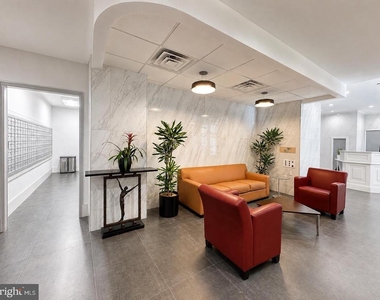2101 Chestnut Street - Photo Thumbnail 28