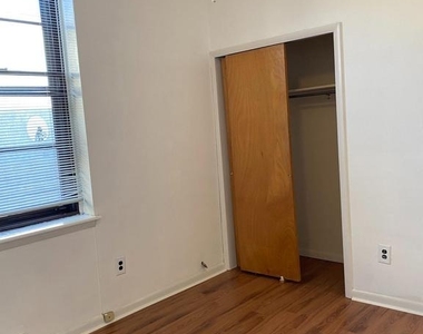 1703 W Diamond Street - Photo Thumbnail 5