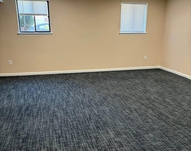 1701 Scotchbrook Drive - Photo Thumbnail 15