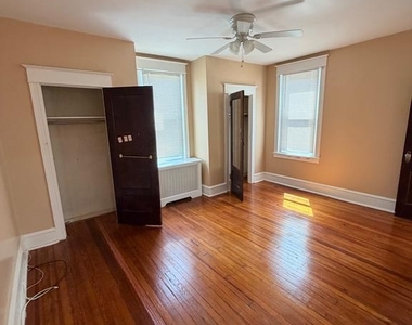 536 W Chew Avenue - Photo Thumbnail 18