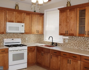 536 W Chew Avenue - Photo Thumbnail 9