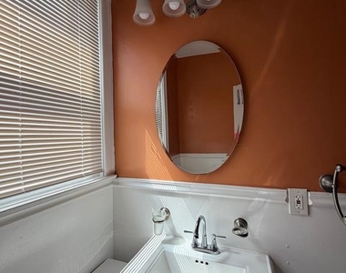 536 W Chew Avenue - Photo Thumbnail 20