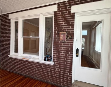 536 W Chew Avenue - Photo Thumbnail 2