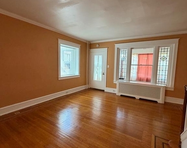 536 W Chew Avenue - Photo Thumbnail 5