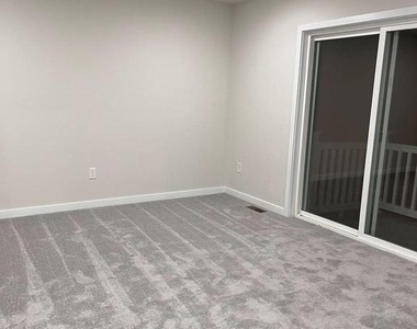114 Continental Way - Photo Thumbnail 26