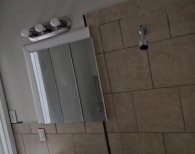 1115 White Street - Photo Thumbnail 14