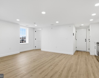 100 W Front Street - Photo Thumbnail 4