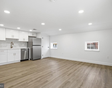 100 W Front Street - Photo Thumbnail 2