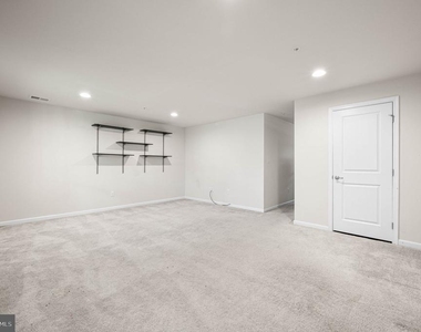 126 Cricket Drive - Photo Thumbnail 29