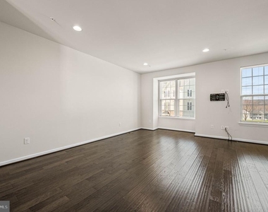 126 Cricket Drive - Photo Thumbnail 12