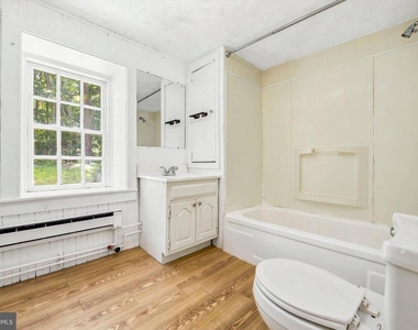 210 Westtown Way - Photo Thumbnail 10