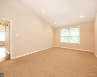 141 Stewarts Court - Photo Thumbnail 15