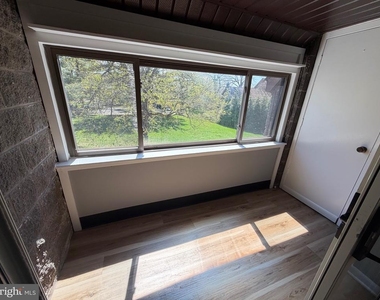 132 Leedom Way - Photo Thumbnail 10