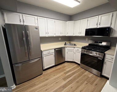 132 Leedom Way - Photo Thumbnail 3