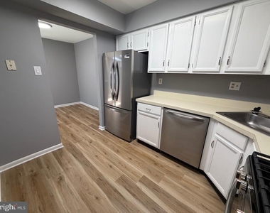 132 Leedom Way - Photo Thumbnail 2