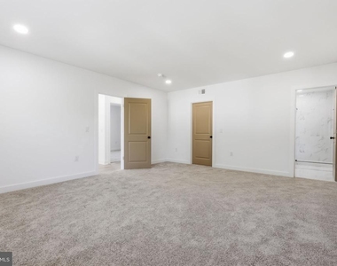 315 Westminster Avenue - Photo Thumbnail 29