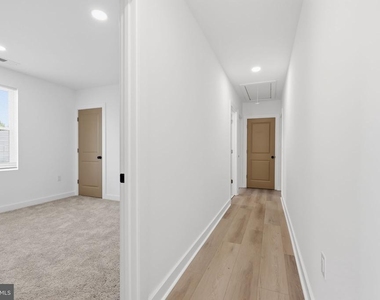 315 Westminster Avenue - Photo Thumbnail 35