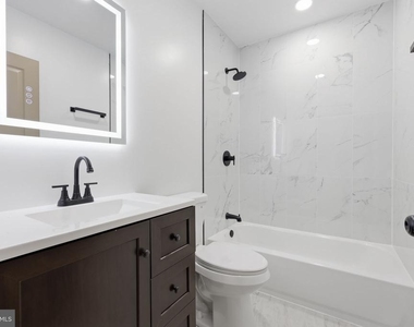 315 Westminster Avenue - Photo Thumbnail 24