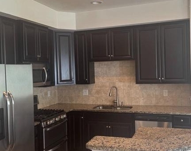 132 Sundance Drive - Photo Thumbnail 5