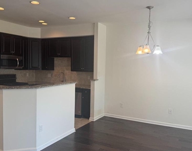 132 Sundance Drive - Photo Thumbnail 7