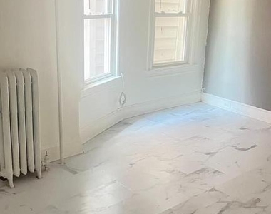 223 Spring Street - Photo Thumbnail 6
