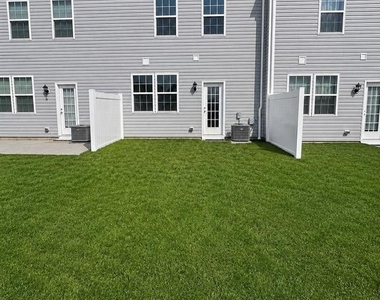344 Mazzeo Drive - Photo Thumbnail 6
