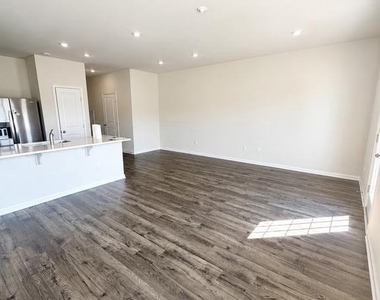 344 Mazzeo Drive - Photo Thumbnail 2
