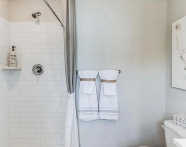 273 Macoun Way - Photo Thumbnail 16