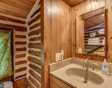 163 Chippewa Trail - Photo Thumbnail 32