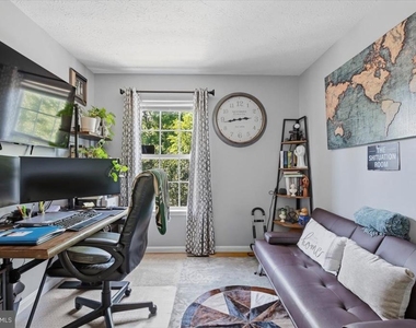 9944 Royal Commerce Place - Photo Thumbnail 19