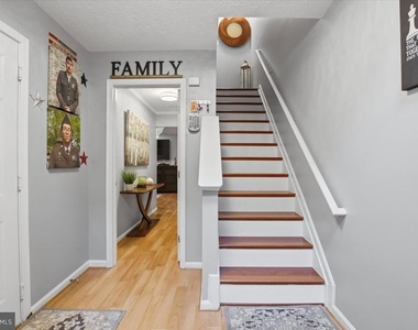 9944 Royal Commerce Place - Photo Thumbnail 3