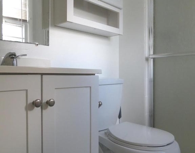 15310 Annapolis Road - Photo Thumbnail 21