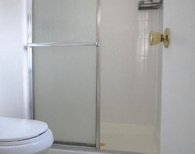 15310 Annapolis Road - Photo Thumbnail 20