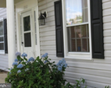 15310 Annapolis Road - Photo Thumbnail 33