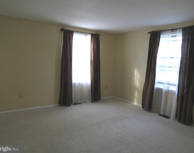 15310 Annapolis Road - Photo Thumbnail 13