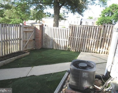 15310 Annapolis Road - Photo Thumbnail 28